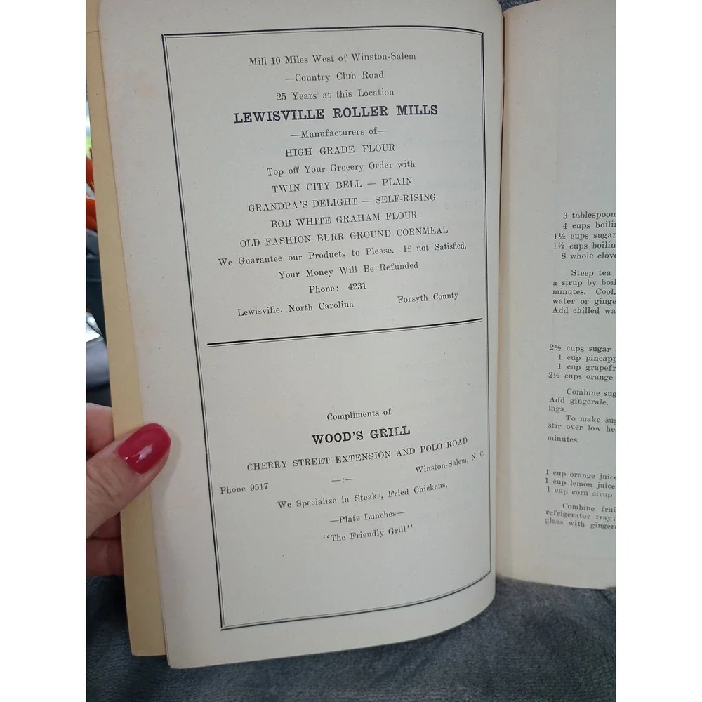 Maples Springs Methodist Church Cookbook 1950  First Edition Winston-Salem, NC‎